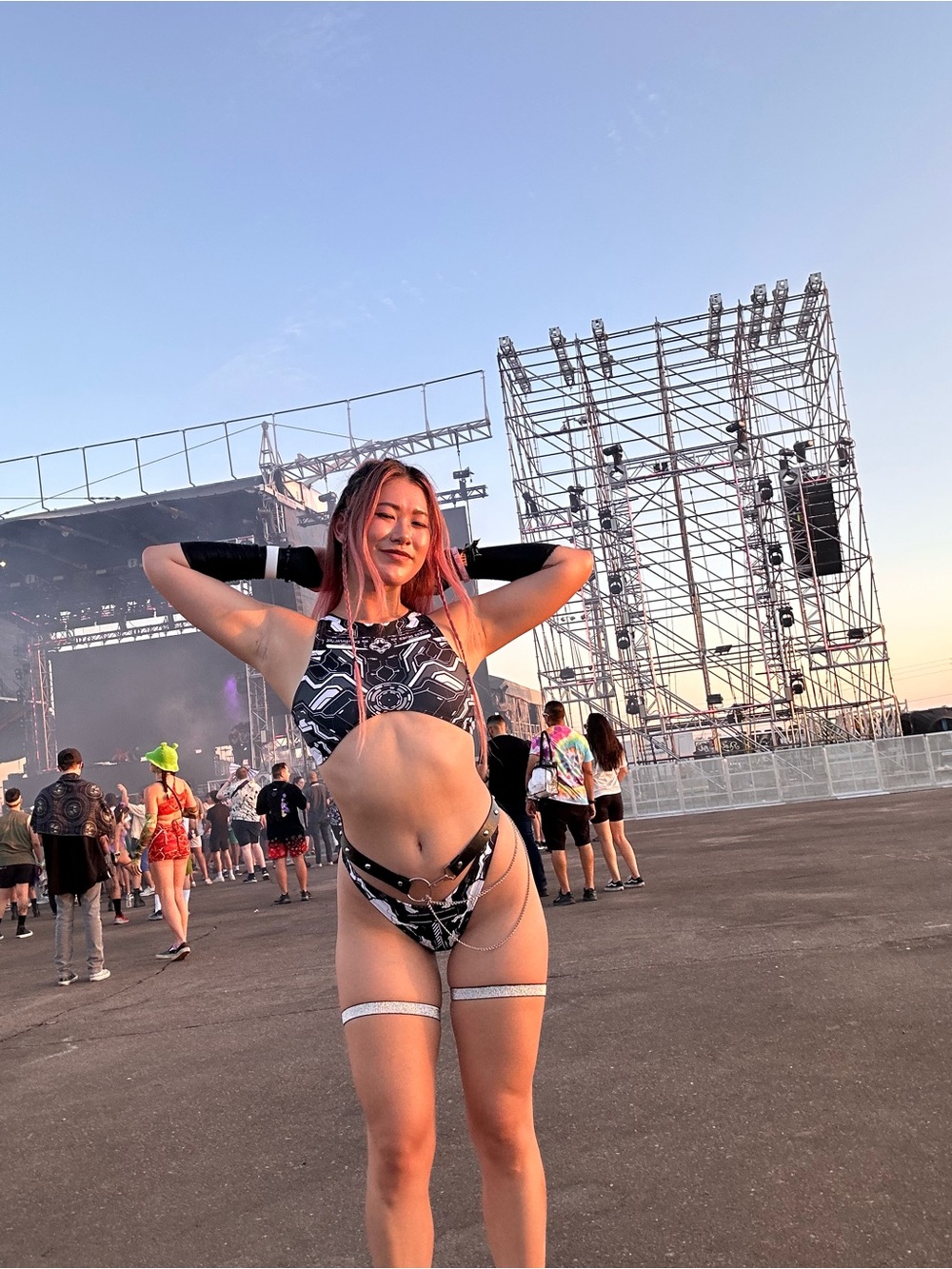 Freedom Rave Wear Two Piece - Picture 2 of 2